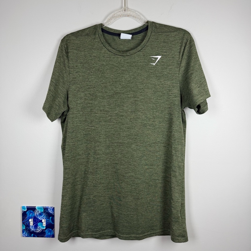 Gymshark ARRIVAL T-SHIRT Olive Green Workout Running Gym Men’s Medium Space-dye